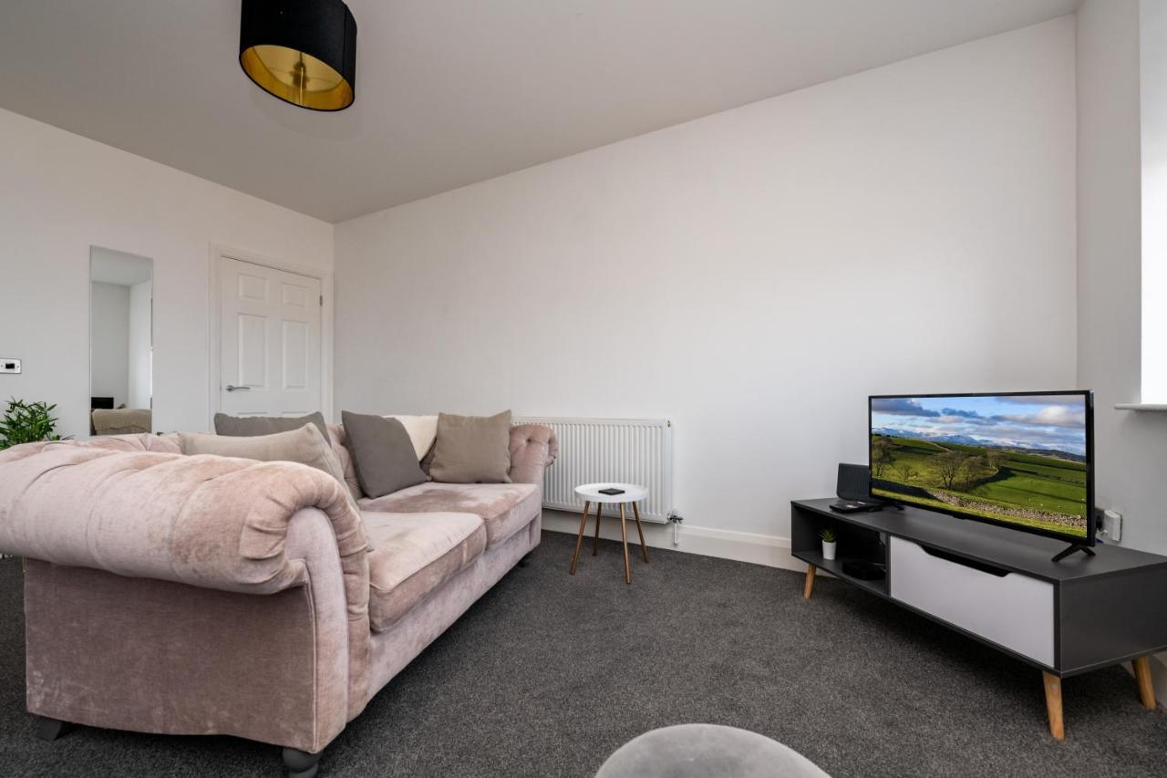 The Croston Balcony Apartment- Morecambe Central Promenade, Beach Front And Sea Views מראה חיצוני תמונה