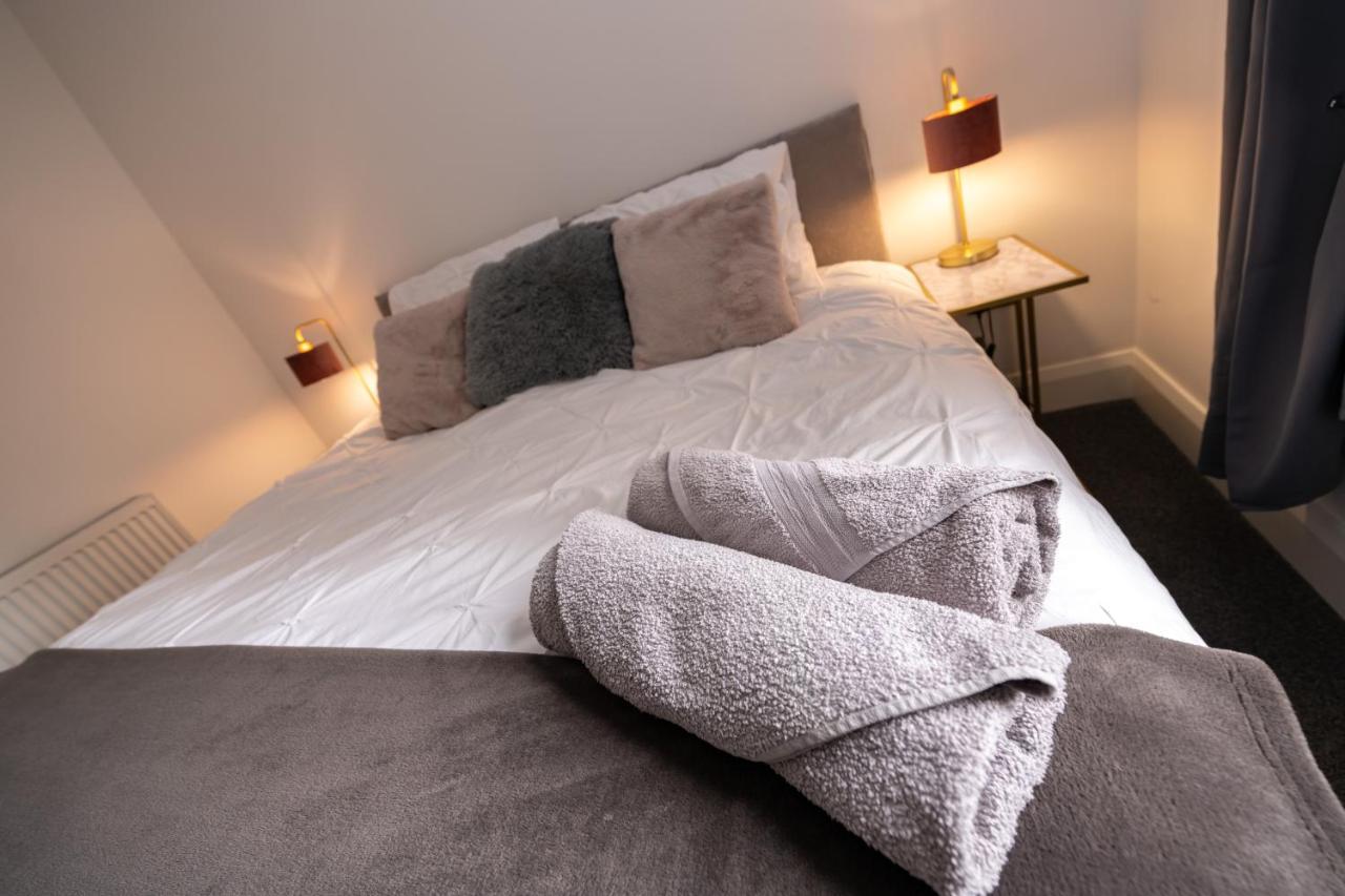 The Croston Balcony Apartment- Morecambe Central Promenade, Beach Front And Sea Views מראה חיצוני תמונה